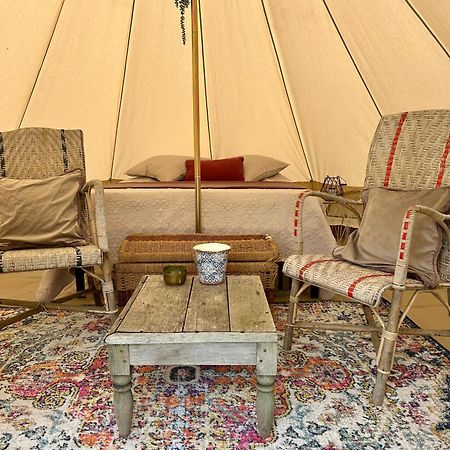 Chambre Au Jardin Tente De Charme Eguzon-Chantome Exterior foto